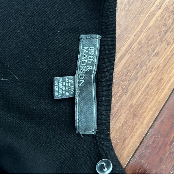 89th and Maddison Sweater Size X-Large - Picture 3 of 5